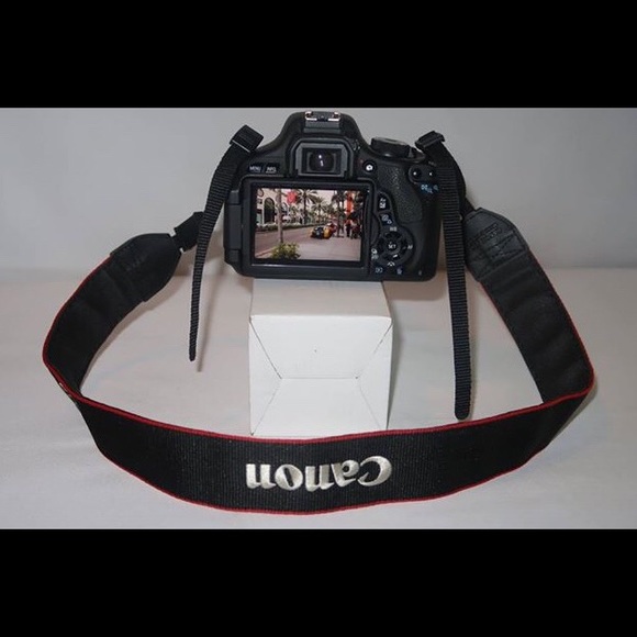 SOLD!Canon Rebel T3i / EOS 600D DSLR Camera BUNDLE - Picture 3 of 8